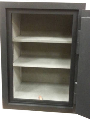 HC10 Chest Interior